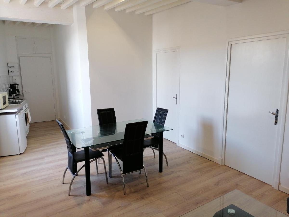 Au Thiernois Apartment ทิแยร์ ภายนอก รูปภาพ